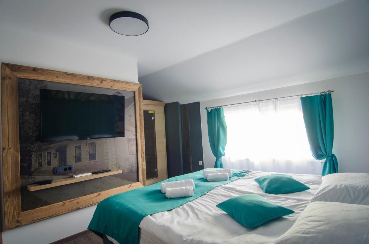 Apartments With Private Saunas & Wellness Gobi ポドチェトルテク エクステリア 写真
