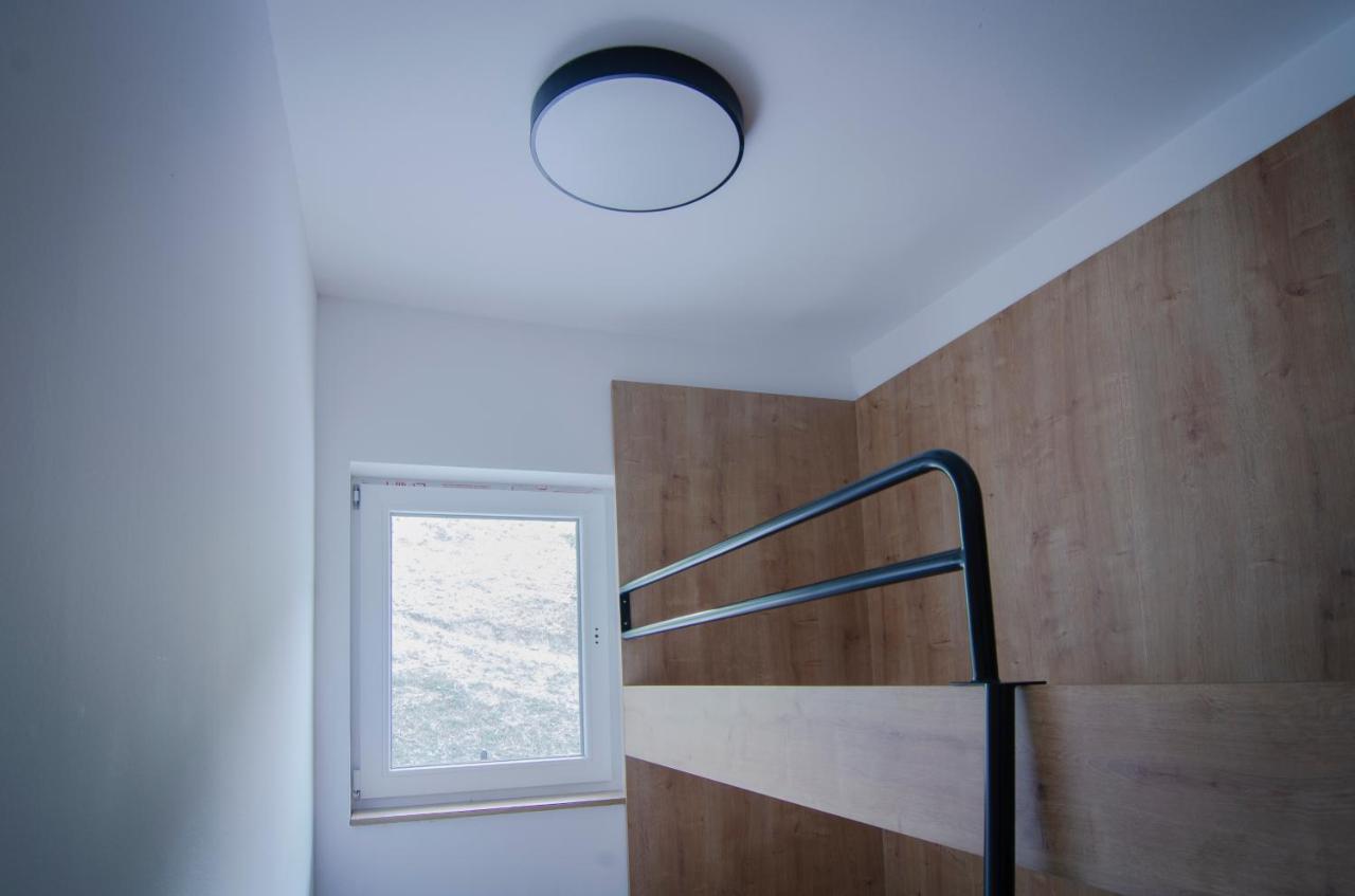 Apartments With Private Saunas & Wellness Gobi ポドチェトルテク エクステリア 写真
