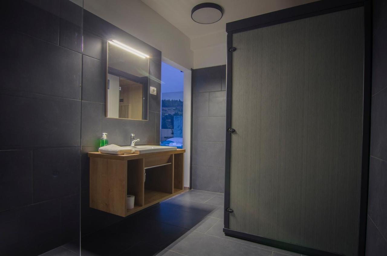 Apartments With Private Saunas & Wellness Gobi ポドチェトルテク エクステリア 写真