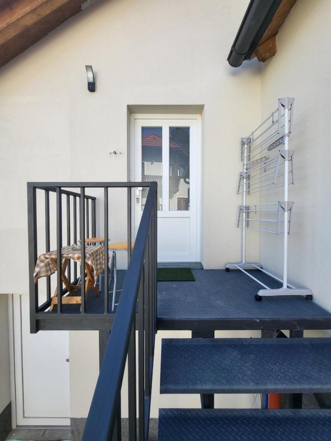 Apartments With Private Saunas & Wellness Gobi ポドチェトルテク エクステリア 写真
